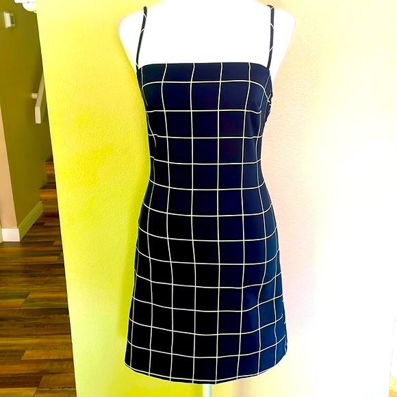 Lovely Day Navy And White Fitted Dress